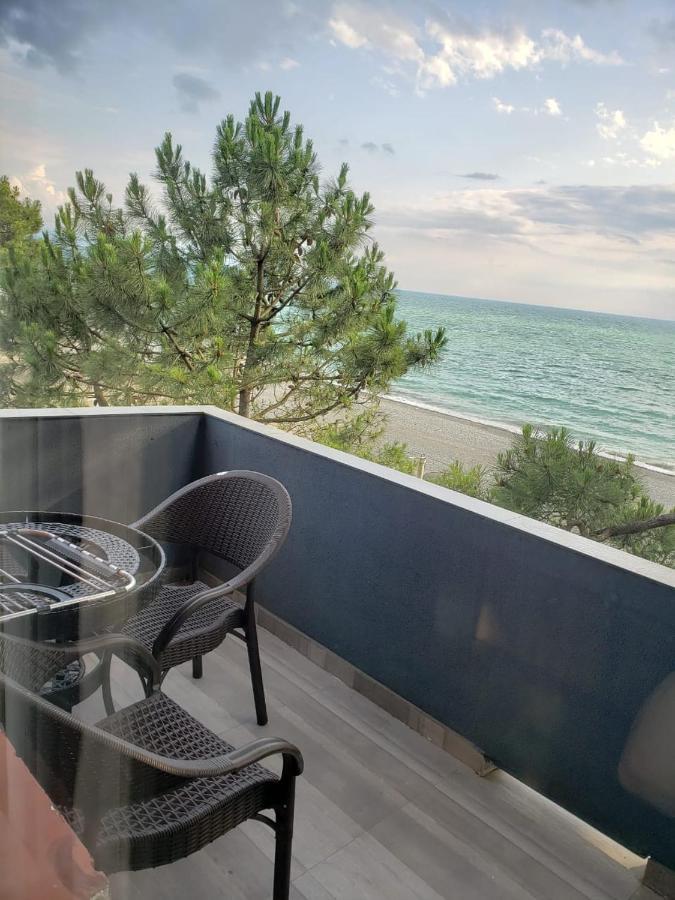 Midia Guest House Kobuleti Exterior foto